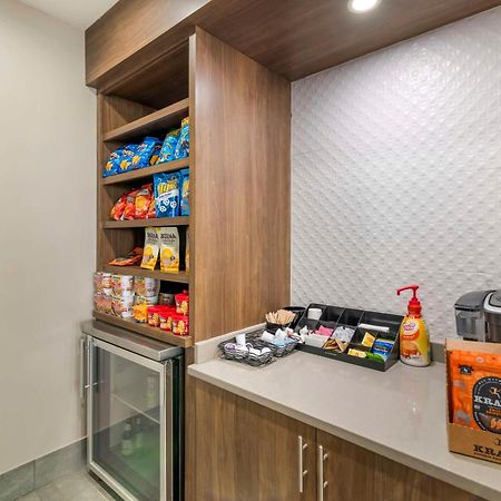 Hilton Garden Inn Portland Airport Eksteriør billede