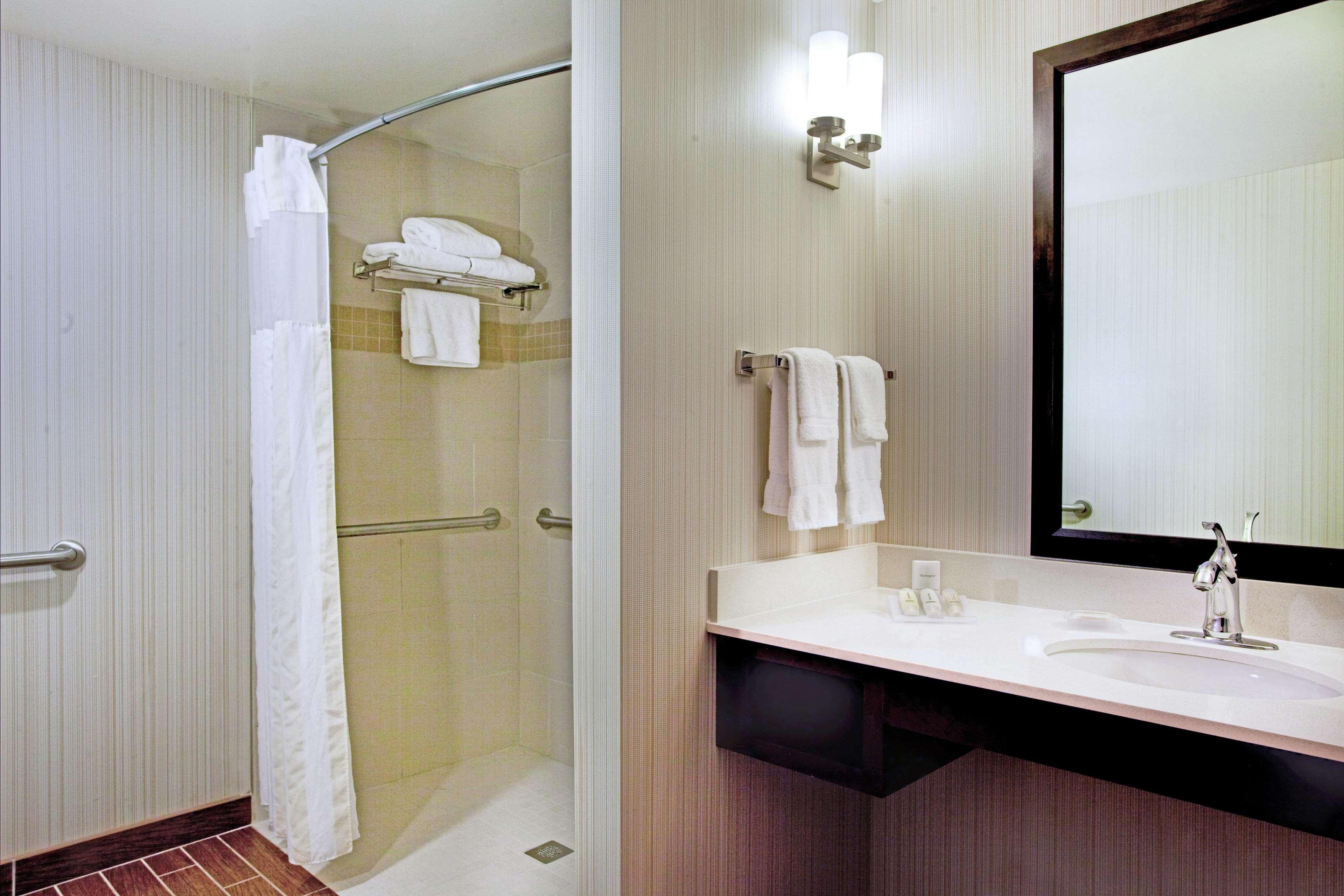 Hilton Garden Inn Portland Airport Eksteriør billede