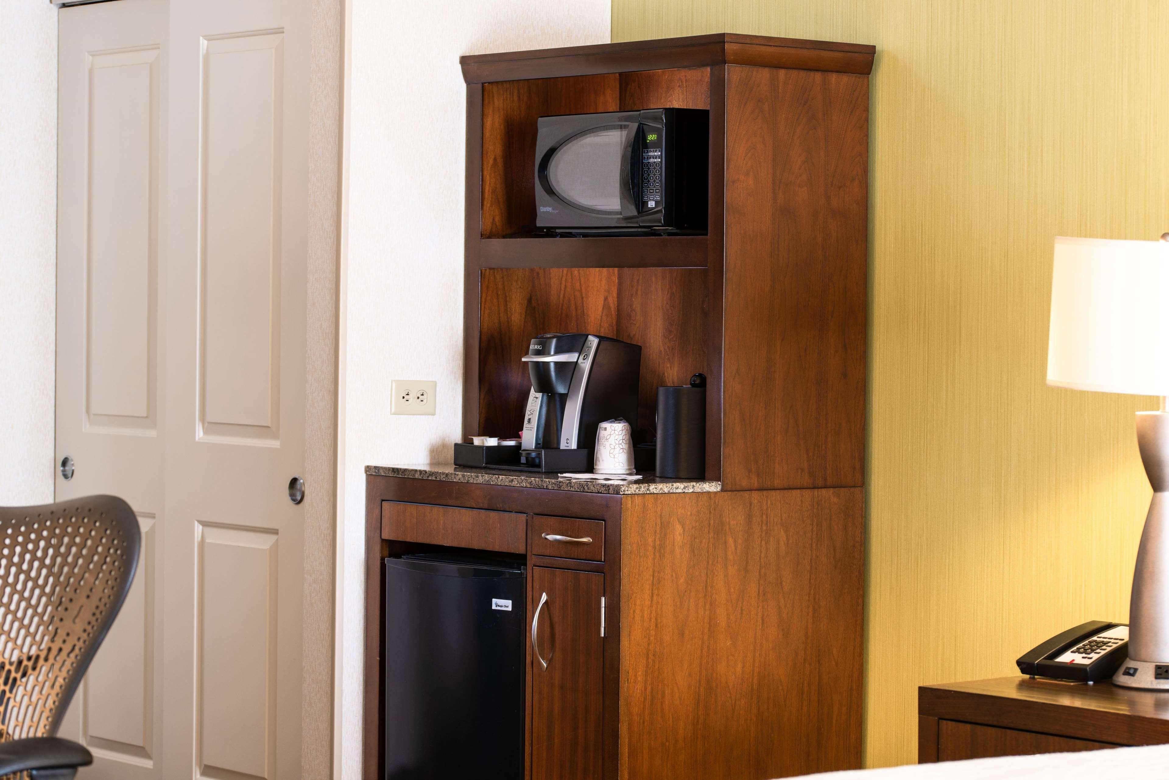 Hilton Garden Inn Portland Airport Eksteriør billede