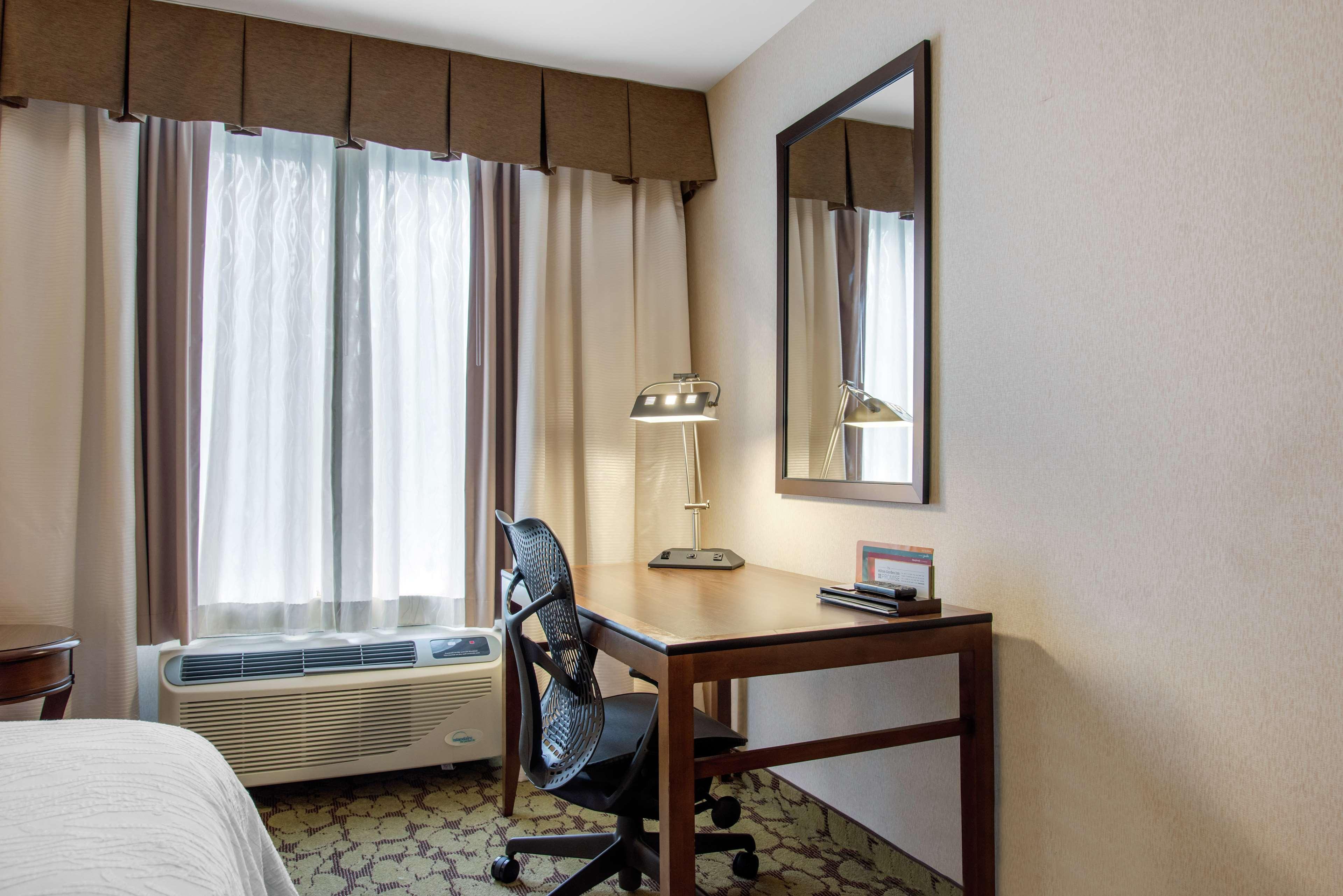 Hilton Garden Inn Portland Airport Eksteriør billede