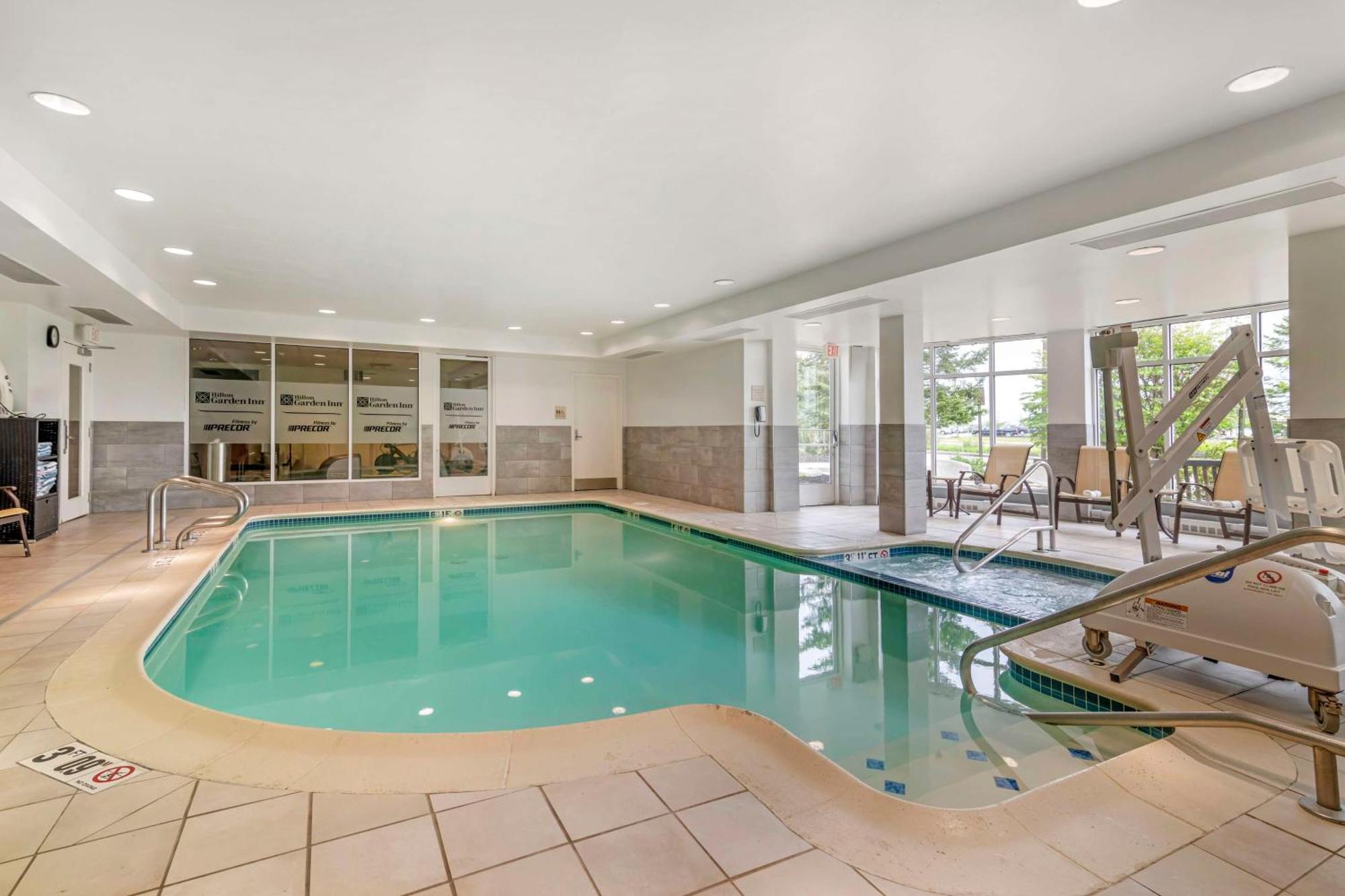 Hilton Garden Inn Portland Airport Eksteriør billede